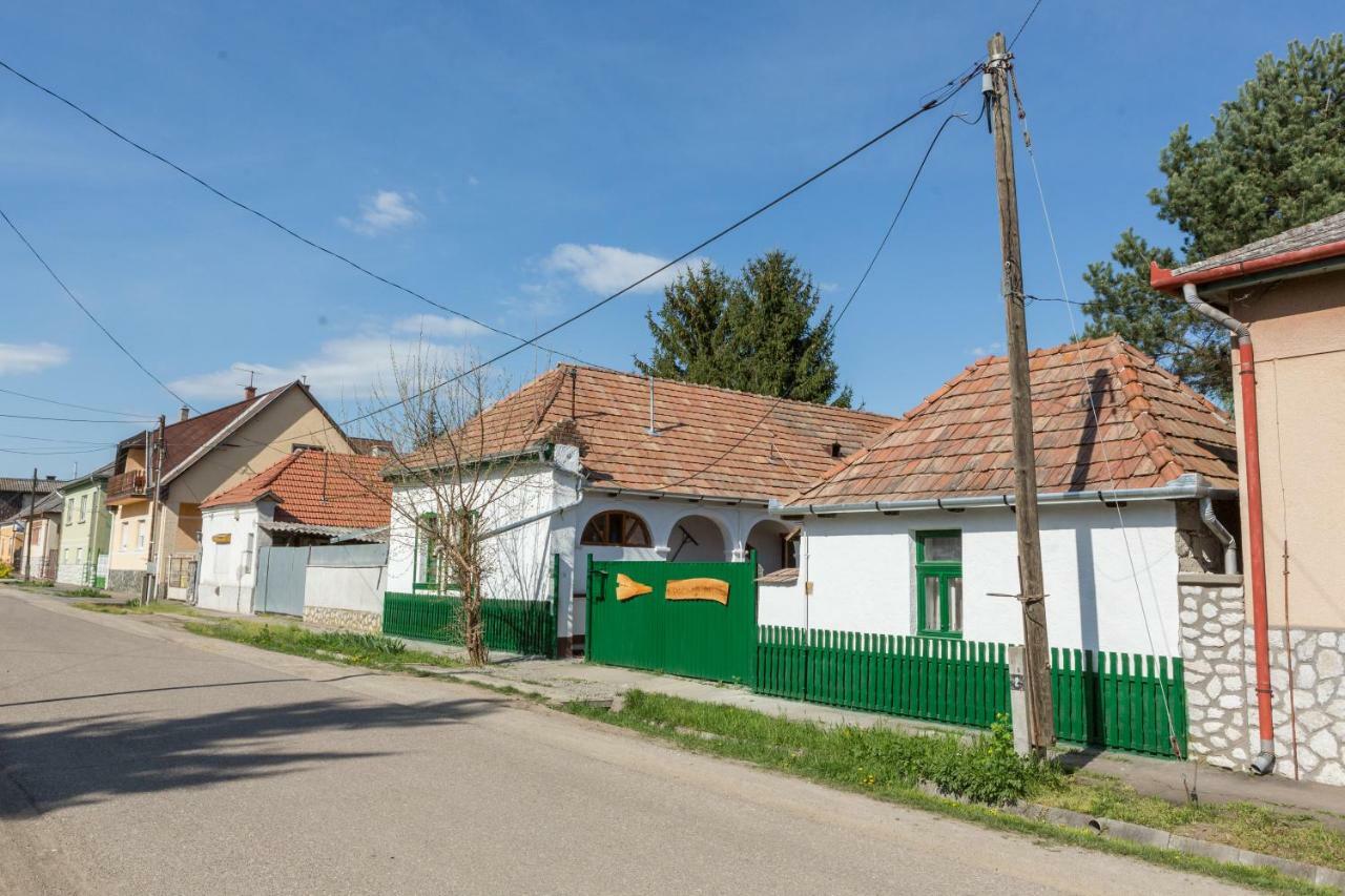 Hotel Gadoros Vendeghaz Egerszalók Exteriér fotografie