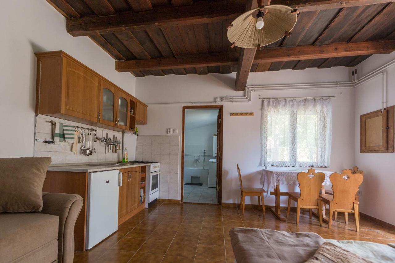 Hotel Gadoros Vendeghaz Egerszalók Exteriér fotografie