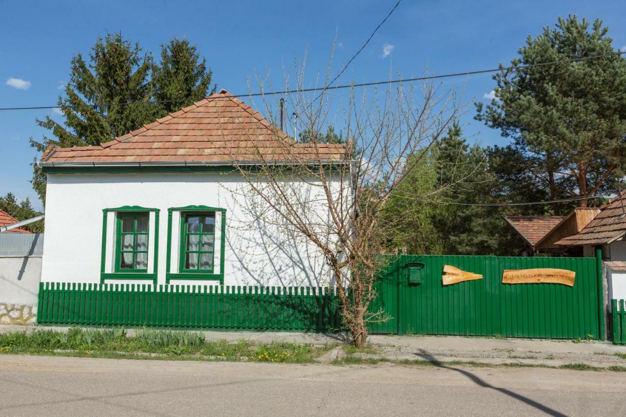 Hotel Gadoros Vendeghaz Egerszalók Exteriér fotografie